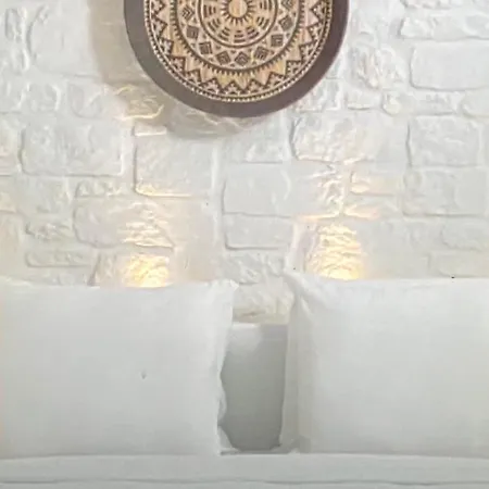 Janet Apartment *